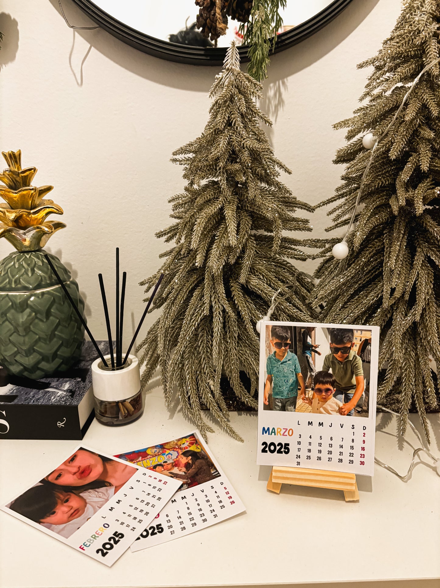 Calendario de escritorio fotos con soporte de madera