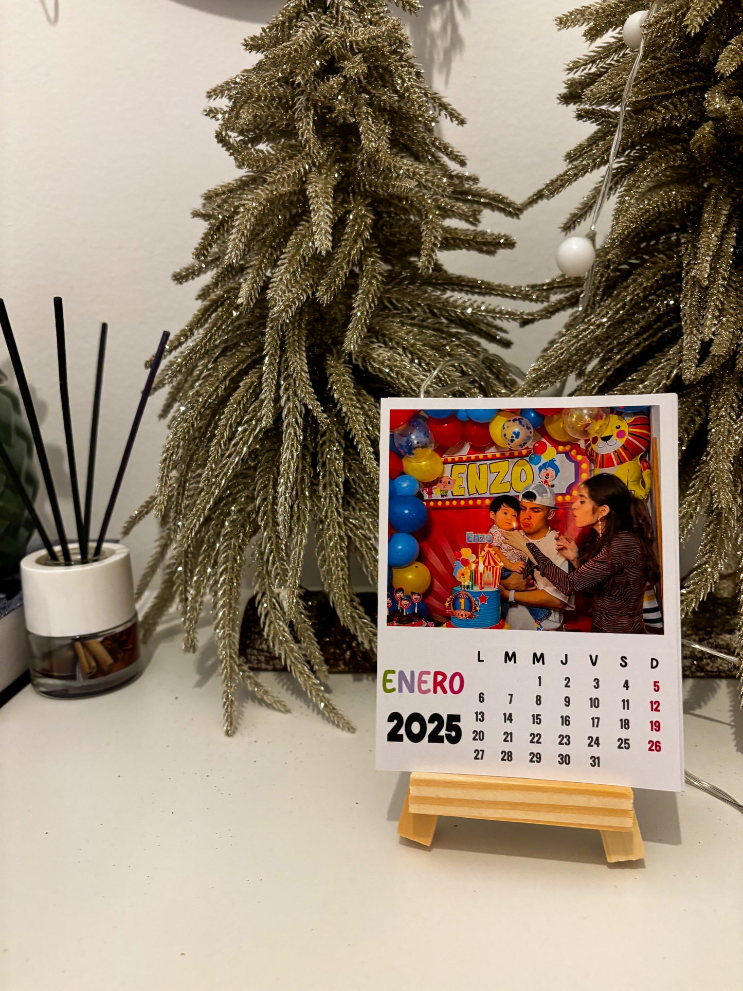 Calendario de escritorio fotos con soporte de madera